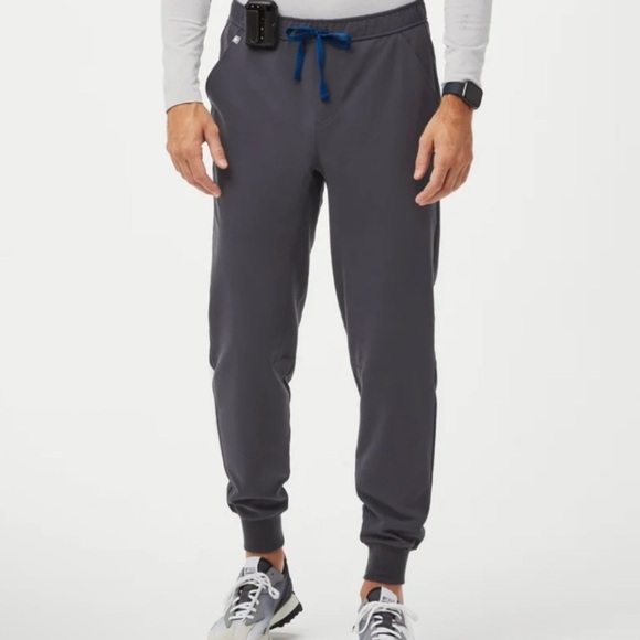 NWT Figs Limited Edition Tansen Jogger Scrub Pants Charcoal Large - Picture 1 of 13